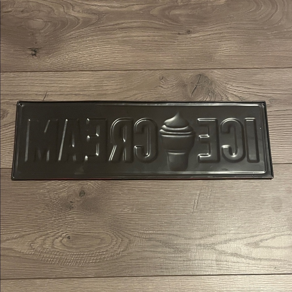 Vintage Style Ice Cream Wall Sign - Picture 2 of 2